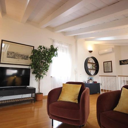 Case Vr Holiday Attico San Domenico Verona Exterior photo