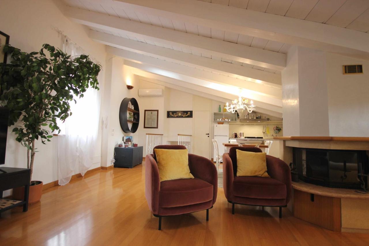 Case Vr Holiday Attico San Domenico Verona Exterior photo
